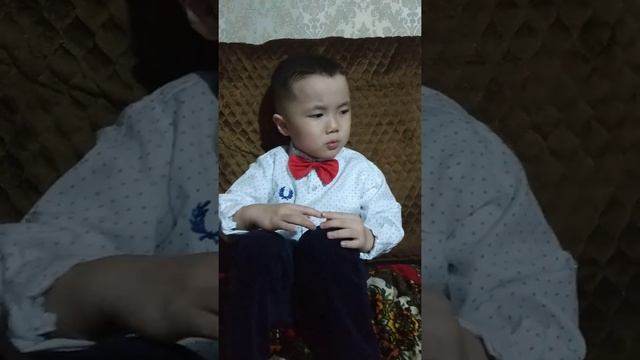 Уговариваем сыночка рассказать стих смотреть онлайн