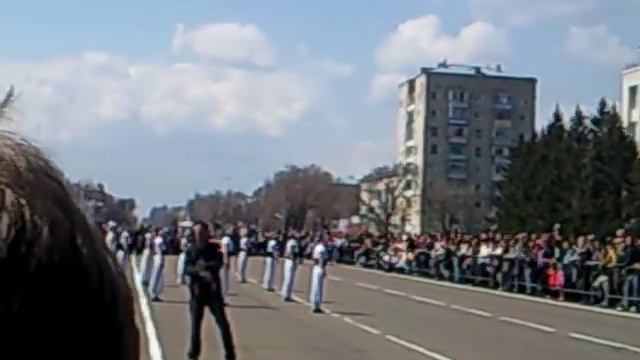 1 мая в городе благовещенск.avi смотреть онлайн