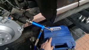 Замена тормозов. Фольксваген Пассат Б8.