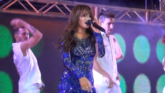 A Bailar - Lali Esposito en el Luna Park 18-03-16 смотреть онлайн