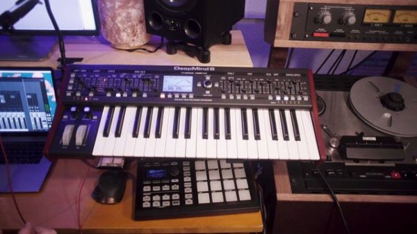 Behringer DeepMind6 demo