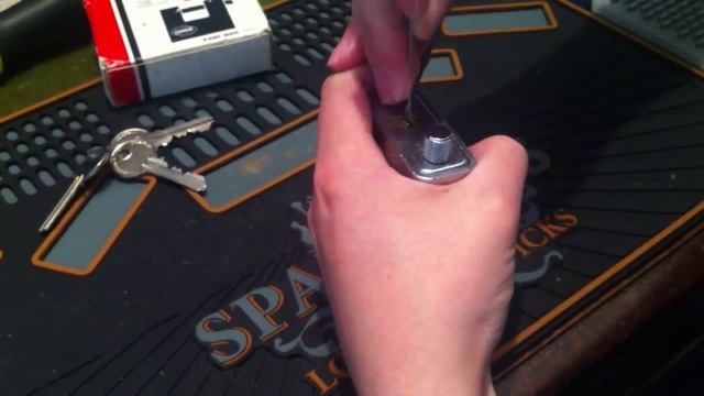 Mech SPP a Corbin L201 Armoured 5 Pin Shutter Padlock смотреть онлайн