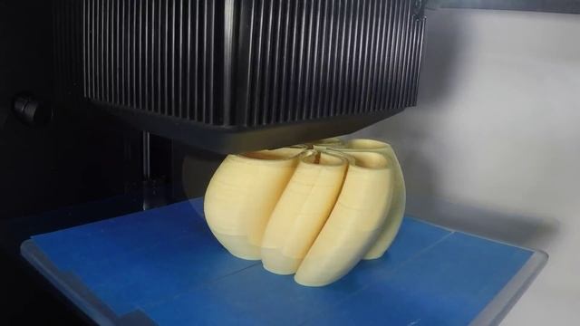 Sketch Line Vase Test (thingiverse # 682042) printed on a Zeepro Zim 3D Printer смотреть онлайн