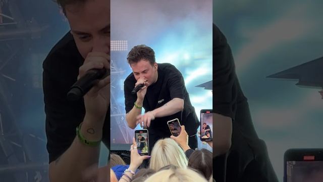 Тринадцать карат — Научился летать (21.07.23, @Двор Гостинки, Санкт-Петербург) смотреть онлайн