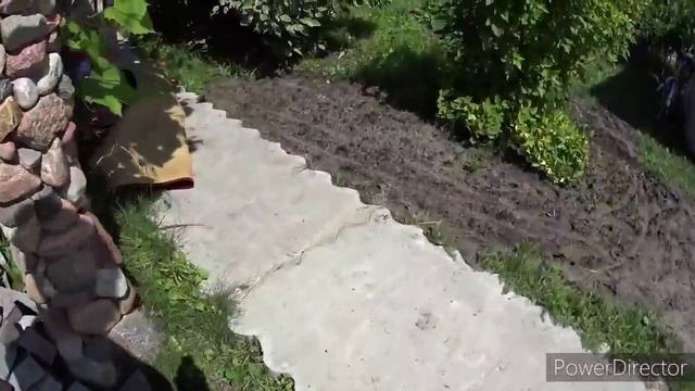 Собираемся выбросить все старые ковры. Ждём мусорку. Благоустраиваем летний душ.Vlog.Брест смотреть онлайн