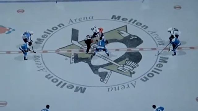 NHL 10 Goalie Goal (with video game cutscene) смотреть онлайн