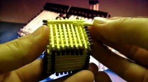 Делаем кубик из спичек