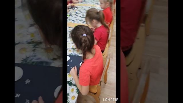 1 группа Улыбка "Новогодние снежинки" смотреть онлайн
