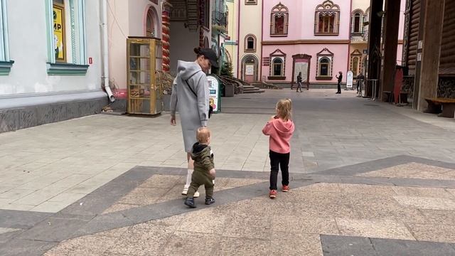 В Nike на 1 сентября//Одеваюсь в детском отделе//Оладьи и пирог// //Будни многодетной мамы