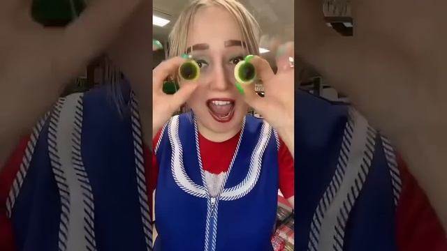 Пробовал мармеладный глаз?#буднипродавца смотреть онлайн