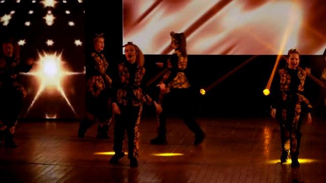 СЭДВ Новая Звезда - Гори гори ясно смотреть онлайн