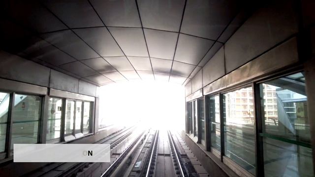 Taking the DUBAI METRO TO DUBAI MARINA MALL | 4K смотреть онлайн