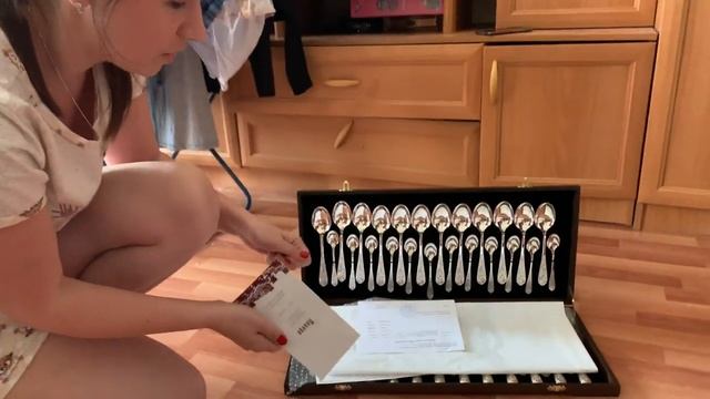 Привезли набор столового серебра на 12 персон клиентке в Москву! Подарок на серебряную свадьбу шефа смотреть онлайн