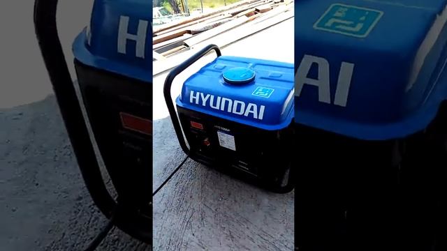 Generador de luz Hyundai 1000 w