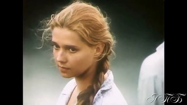Эхо первой любви ( Tiếng Vọng Mối Tình Đầu) Валерий Капризов (Subtitles) смотреть онлайн