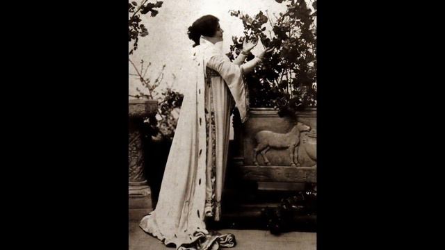 🧤 Eleonora Duse - Italian Actress (1859-1924) 👜