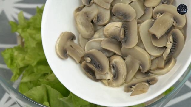 САЛАТ ДИЕТИЧЕСКИЙ - ИНДЕЙКА, ГРИБЫ И ОВОЩИ! ВКУСНО И ПОЛЕЗНО! #САЛАТ #САЛАТ ДИЕТИЧЕСКИЙ #ВКУСНОLIKE смотреть онлайн