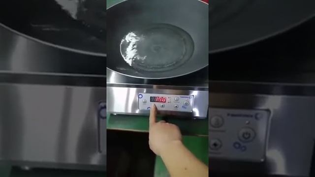 Индукционная плита настольная Foodatlas FA-W3500 смотреть онлайн