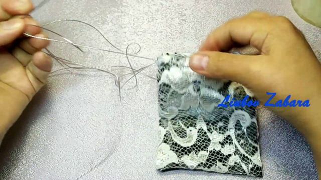 Из ненужных лоскутов ВЕЛИКОЛЕПНЫЕ МЕШОЧКИ ДЛЯ ПОДАРКОВ. GIFT BAG made of unnecessary scraps. смотреть онлайн