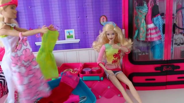 Barbie Dolls Glam Dress and Makeup Party! Play Toys story for girls смотреть онлайн