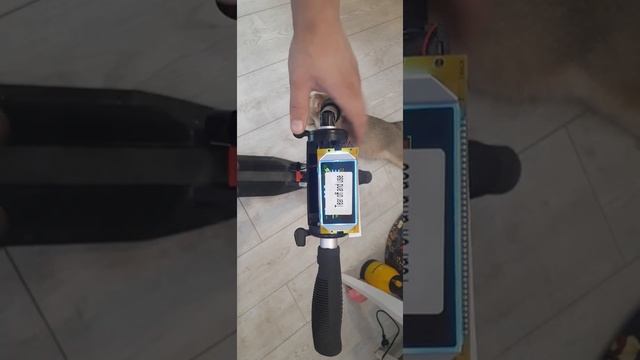 kugoo s3 замена экрана. Зелёного на жёлтый. смотреть онлайн