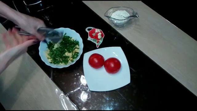ПОМИДОРЫ С СЫРОМ И ЧЕСНОКОМ ... ВКУСНО И ПОЛЕЗНО смотреть онлайн