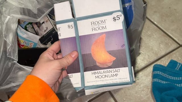 WOW! I FOUND DESIGNER ITEMS WHILE DUMPSTER DIVING AT THESE POPULAR STORES смотреть онлайн