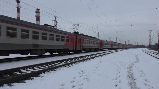 Электропоезд ЭД4МК-0073 станция Балабаново смотреть онлайн