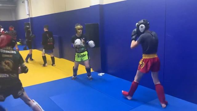 Александр Леонов тренировка сборной Москвы по Тайскому боксу смотреть онлайн