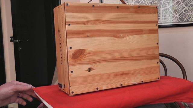 WineBox 2.1 Vu meter bluetooth boombox speaker 360° view смотреть онлайн