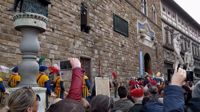 Firenze, Cambio della Guardia a Palazzo Vecchio смотреть онлайн