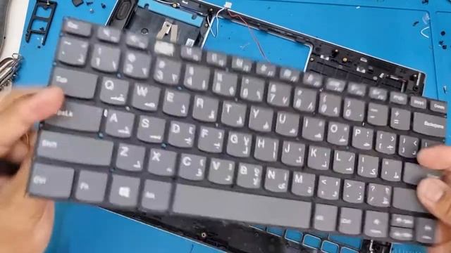 Amazing process of changing lenovo keyboard #lenovoyoga520 #lenovo2022 #diy #tutorial смотреть онлайн