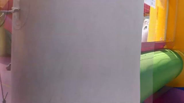 Батут, діти, котики) Нічого цікавого))) Або ні)))