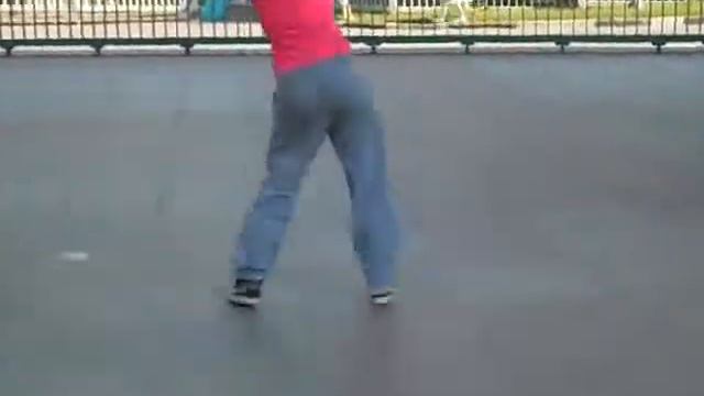 "Мамы с колясками". Обучалка под музыку. 2 часть смотреть онлайн