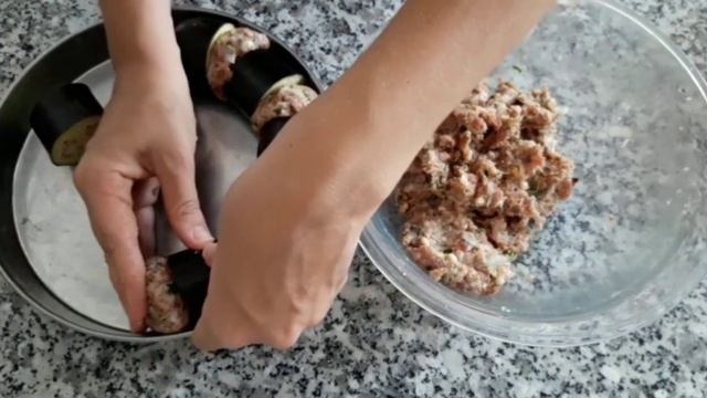 ОЧЕНЬ ВКУСНЫЙ УЖИН ИЗ БАКЛАЖАНОВ С ФАРШЕМ. БАКЛАЖАН-КЕБАБ !!! смотреть онлайн