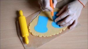 Пасхальное печенье с глазурью — видео рецепт