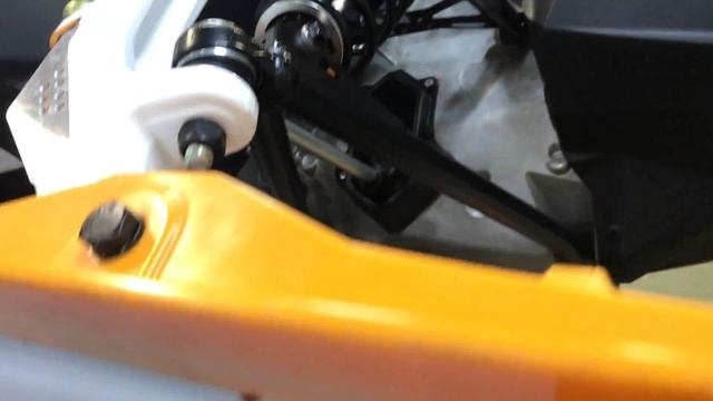 NEW Ski Doo Summit X 2017 без пластика смотреть онлайн