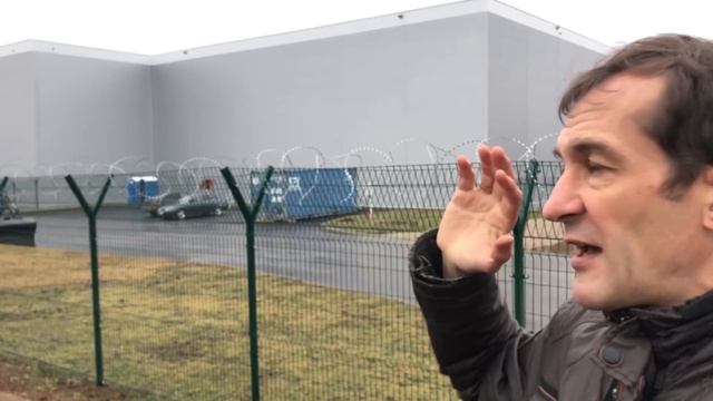 Вас не пускают в поселок. Что делать? [12+] смотреть онлайн