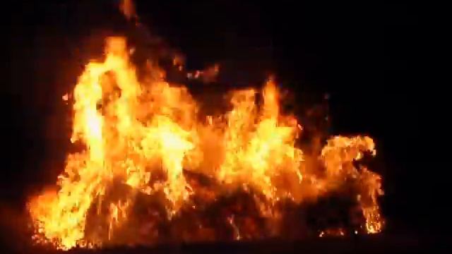 огонь горит-все что сгорит то не сгниёт смотреть онлайн