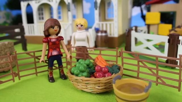 How to Make The Best Farm Diorama for Barnyard Animal Figurines смотреть онлайн