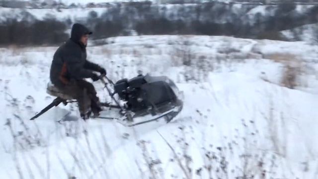 Мотобуксировщик Тофалар по мокрому снегу смотреть онлайн
