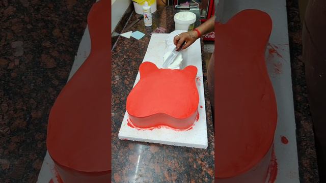 Guitar Cake Design | Guitar Cake Decoration | Guitar Shape Kaise Cutting Kare | 6 Kg Guitar Cake смотреть онлайн