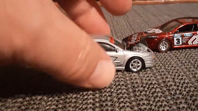 Hot Wheels Ford Focus 100% & Super TH смотреть онлайн