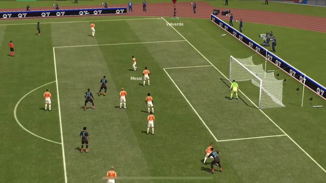 BEST CM?! MAX RATED TOTS VALVERDE REVIEW AND GAMEPLAY! FIFA MOBILE! смотреть онлайн