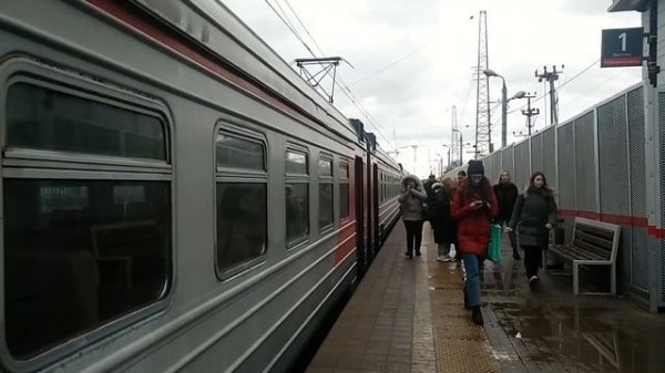 ЭД4М-0315 и ЭД4М-0236 На станции Домодедово