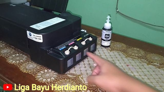 Cara isi tinta epson L120 - warna hitam смотреть онлайн