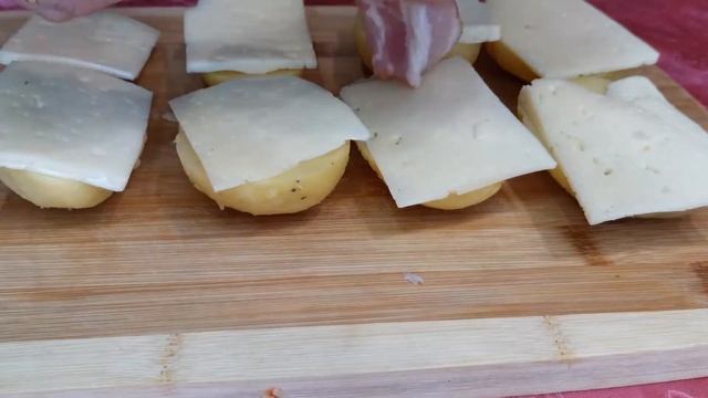 КАРТОФЕЛЬ, БЕКОН, СЫР - идеальное сочетание вкусного обеда) Простой и легкий рецепт! смотреть онлайн