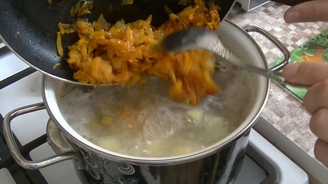 Всегда хочется добавки /Кучерявый суп с фрикадельками / Из нашего детства смотреть онлайн