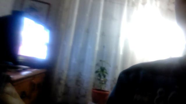 Ребёнок показывает карты смотреть онлайн