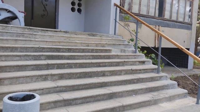 Пошла посмотреть детскую площадку смотреть онлайн